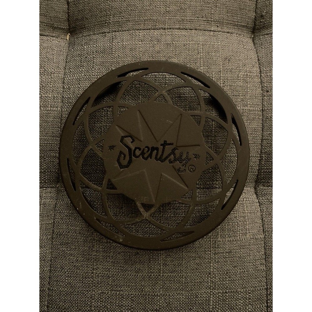 Scentsy Round Trivet Warmer Stand, Brown Alloy Tin, 5 in Diameter